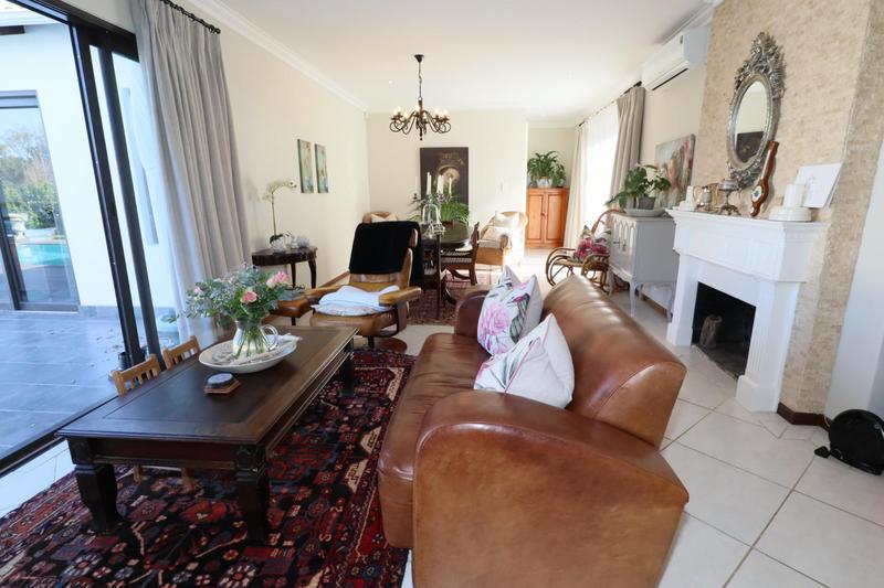 5 Bedroom Property for Sale in Golden Acre Western Cape